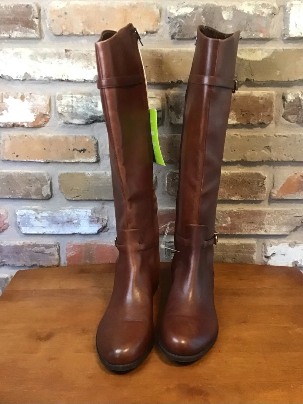 Gianni Bini Women's Chestnut Brown Knee High Leather Tall Riding Boots 8 NEW